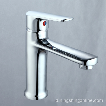 Faucet kamar mandi paduan seng